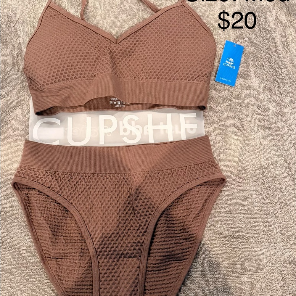 Cupshe Women's Textured Brown Bra Set